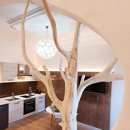 Le Andira - Monolocali Finemente Arredati A Pochi Passi Dal Centro Storico Di Apartmán