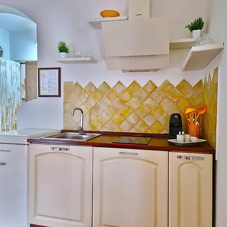 Le Andira - Monolocali Finemente Arredati A Pochi Passi Dal Centro Storico Di Apartament *