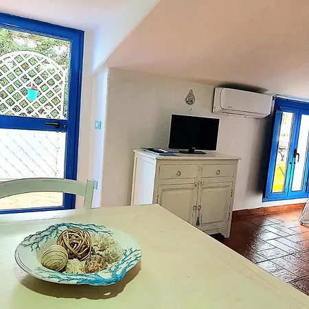 Le Andira - Monolocali Finemente Arredati A Pochi Passi Dal Centro Storico Di Apartman