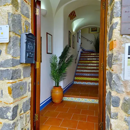 Le Andira - Monolocali Finemente Arredati A Pochi Passi Dal Centro Storico Di Daire Orosei
