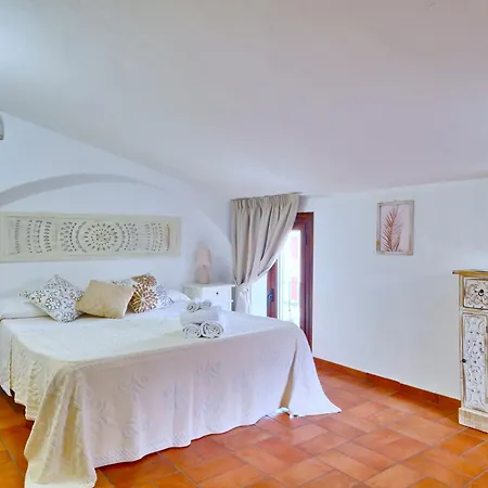 Le Andira - Monolocali Finemente Arredati A Pochi Passi Dal Centro Storico Di Apartman Orosei