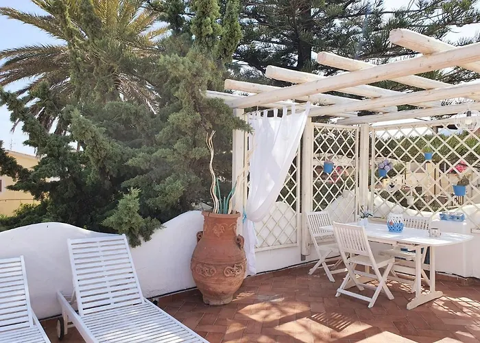 Le Andira - Monolocali Finemente Arredati A Pochi Passi Dal Centro Storico Di * Орозеи