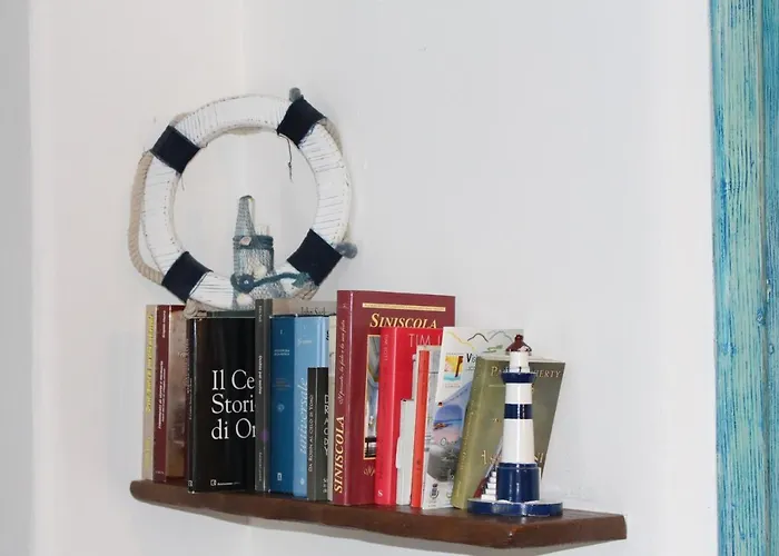 Le Andira - Monolocali Finemente Arredati A Pochi Passi Dal Centro Storico Di