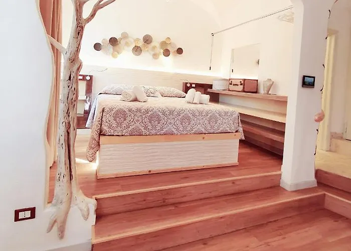 Le Andira - Monolocali Finemente Arredati A Pochi Passi Dal Centro Storico Di