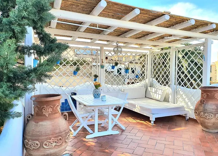 Le Andira - Monolocali Finemente Arredati A Pochi Passi Dal Centro Storico Di Апартаменты *