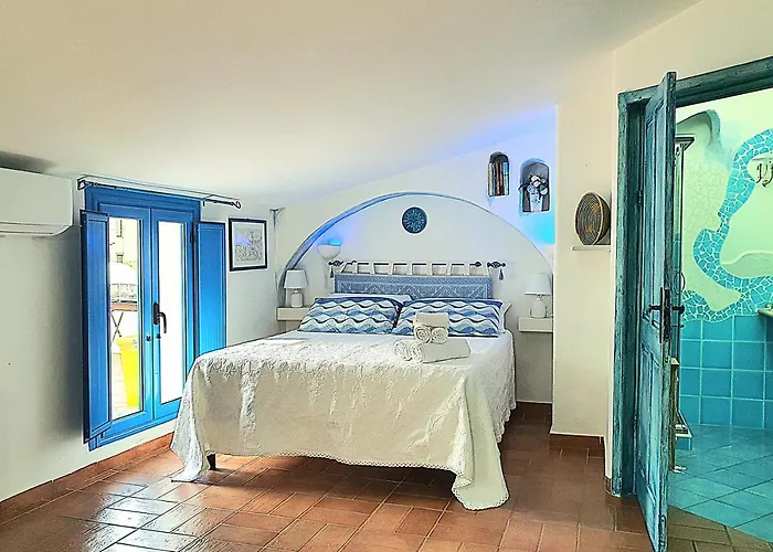 Le Andira - Monolocali Finemente Arredati A Pochi Passi Dal Centro Storico Di *