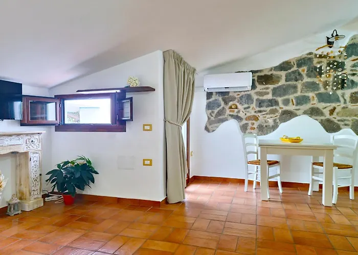 Le Andira - Monolocali Finemente Arredati A Pochi Passi Dal Centro Storico Di Апартаменты